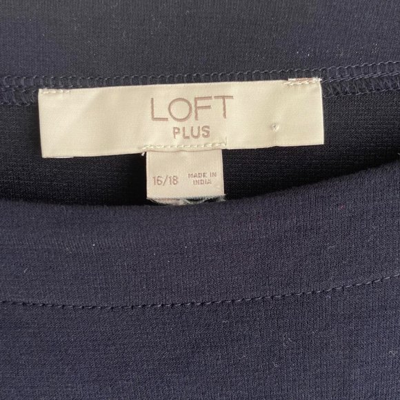 Loft Plus Navy and Plaid Mixed Media Business Casual Womens Top, 16/18 - Picture 5 of 5